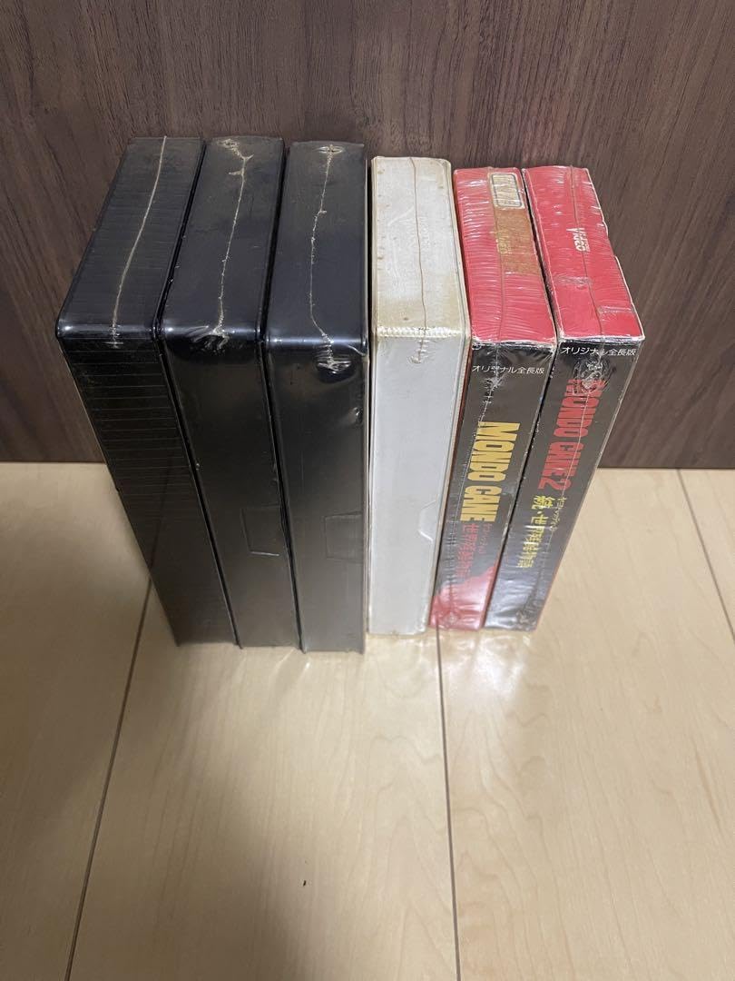 Amazon.co.jp: 希少品 VHS ビデオテープ 世界残酷物語 6本セット